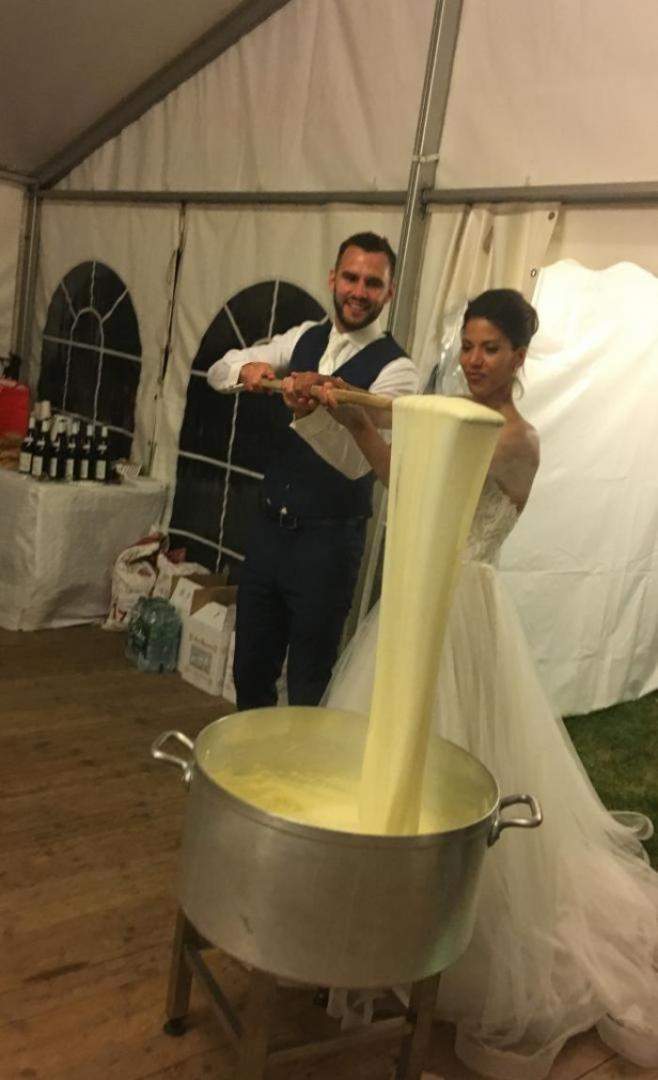 Traiteur spécialiste aligot Saint-Amans-des-Cots